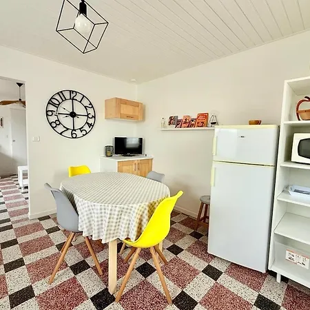 Prázdninový dům A-tribord